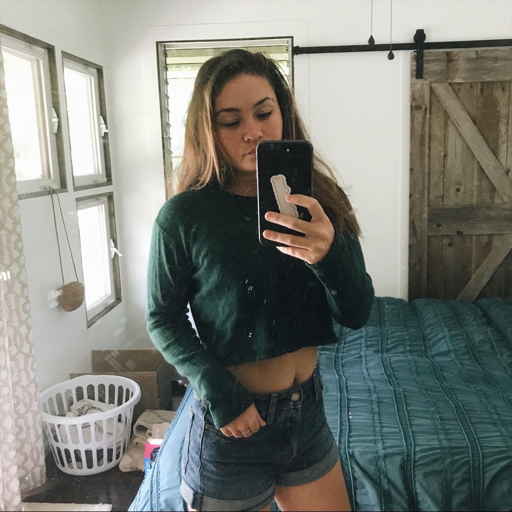 Brandy Melville cropped sweater